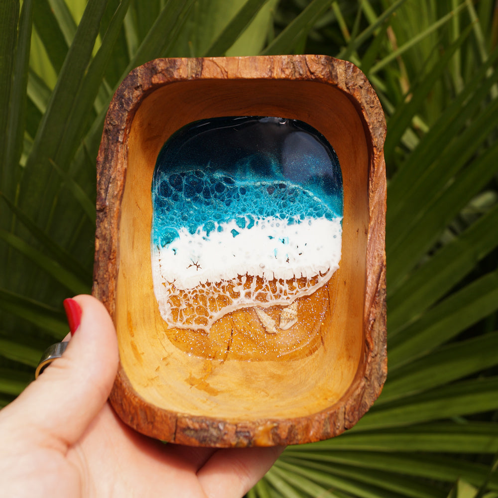 Live Edge Olive Wood Dish - Atlantis