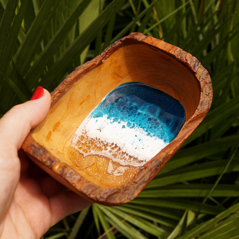 Live Edge Olive Wood Dish - Atlantis