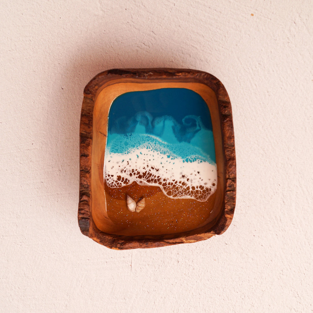 Live Edge Olive Wood Dish - Caribbean Cay