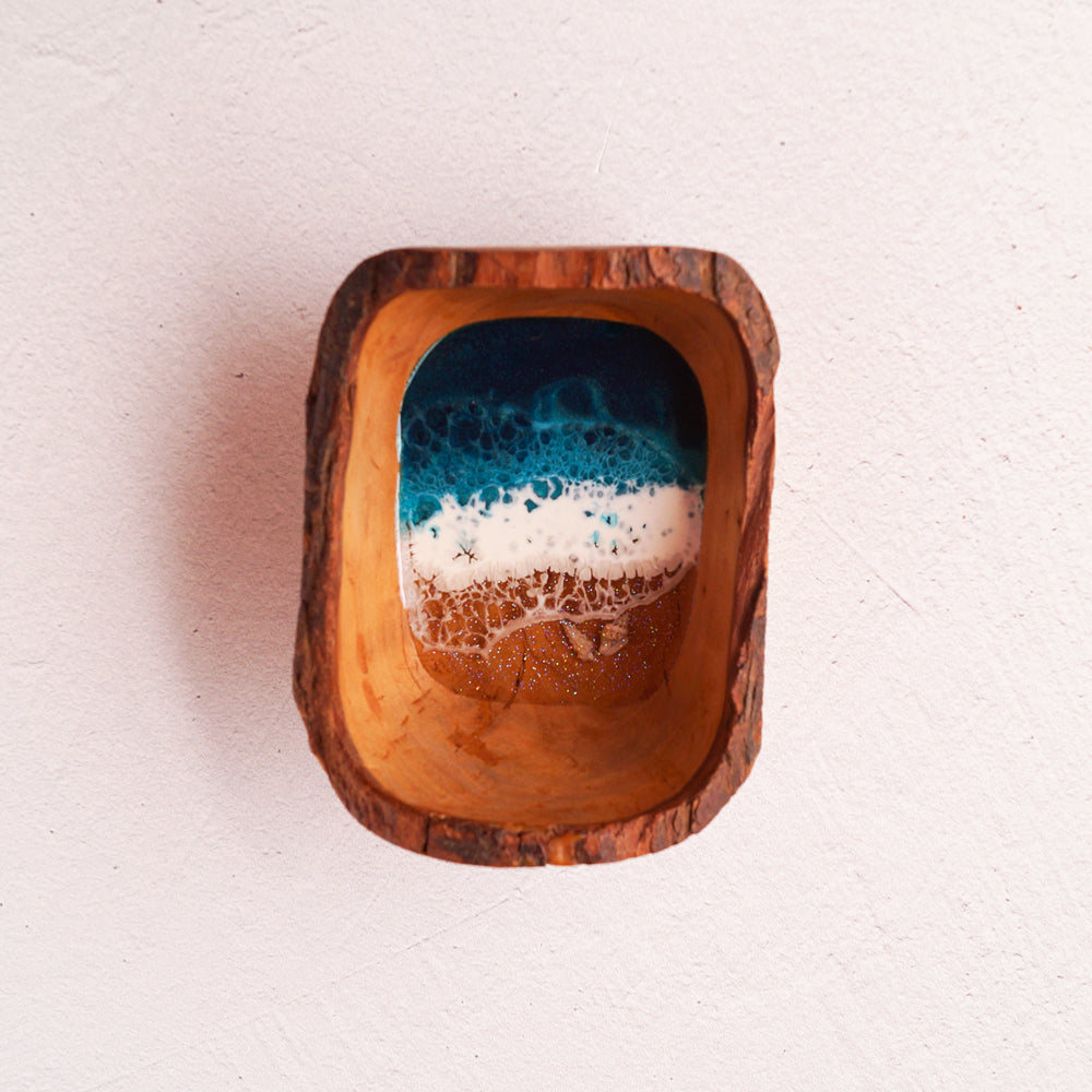 Live Edge Olive Wood Dish - Atlantis